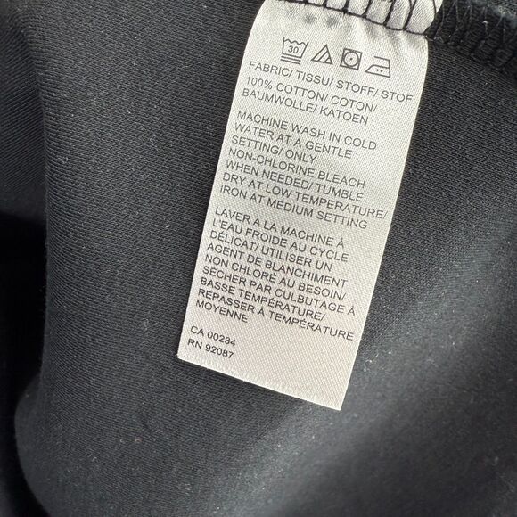 Saks Fifth Ave Black T-Shirt XL Short Sleeve V Neck soft knit womens top - Picture 5 of 7